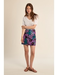 Falda corta, estampado floral.