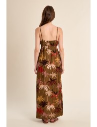 Vestido largo, de tirantes, con estampado.