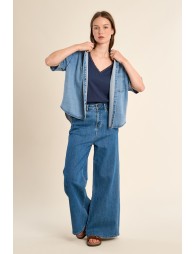 Camiseta de mujer de manga corta, detalle encaje.