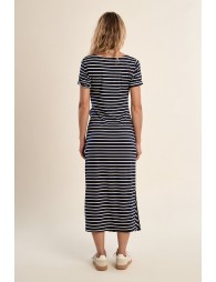 Vestido largo, de manga corta, con estampado y lazada.