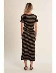 Vestido largo, de manga corta, con estampado y lazada.