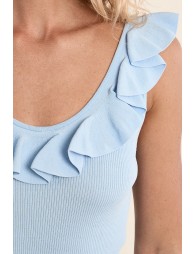 Top de mujer de tirantes, detalle volante.