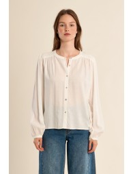 Long-sleeved blouse