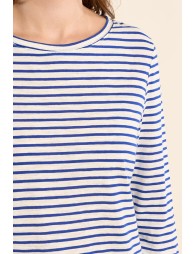 Camiseta de mujer de manga larga, estampado rayas.