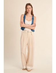 Pantalon droit taille haute, détail dentelle