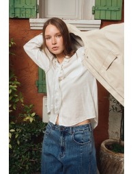 White shirt with lace tie
