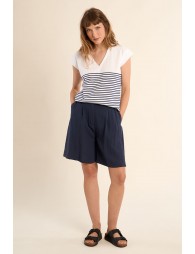 Sleeveless, striped top