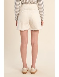 Short de mujer vaquero, motivo flores.