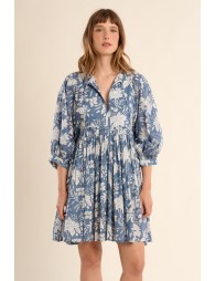 Vestido de mujer de manga larga, plisado, con estampado.