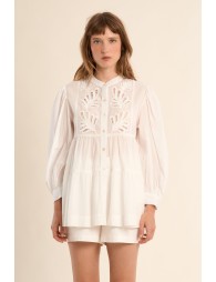 Longue chemise en coton, broderies anglaises