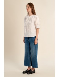 Blouse en coton, détails brodés