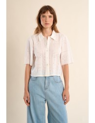 Chemise en coton, broderies ajourées