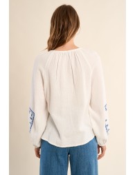 Embroidered blouse, in cotton gauze