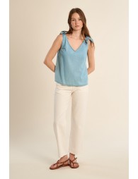 Top de mujer de tirantes, con lazada.