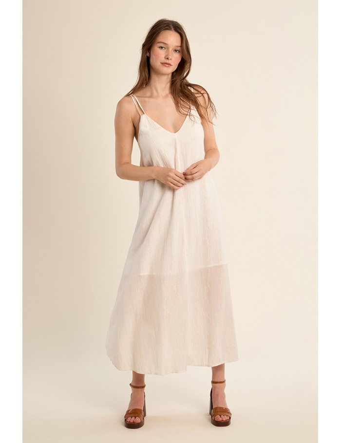 "Robe longue et droite"