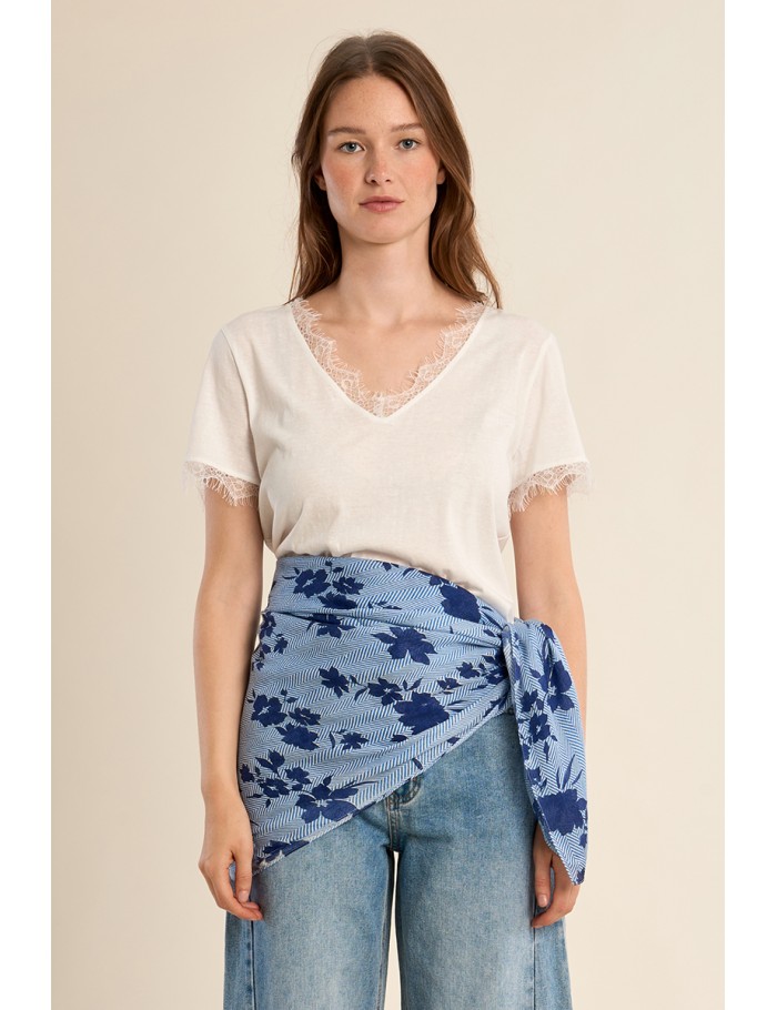 Large scarf, floral print