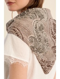 Pañuelo de mujer liso, estampado.