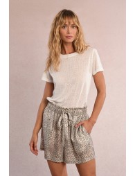 Short de mujer corto, efecto satinado, con lazada y estampado.