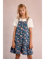 Camiseta de niña de manga corta, detalle corazón y volantes.