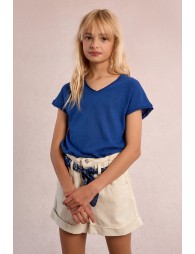 Camiseta de niña de manga corta, corazón bordado.