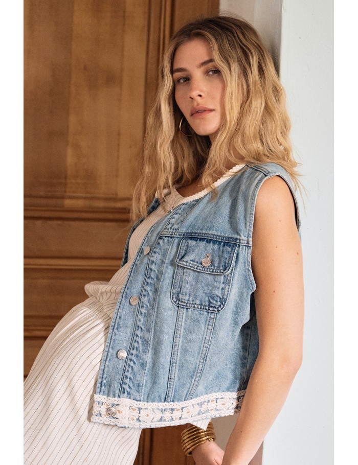 Denim blazer, embroidered