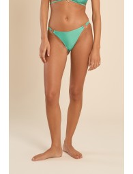 Bas de maillot, bijou cœur