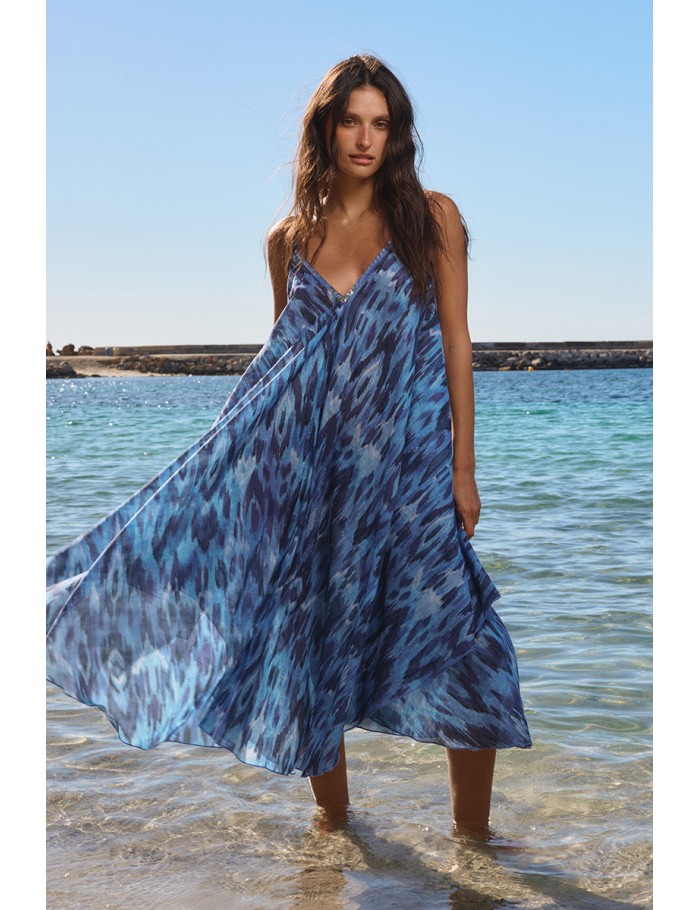 Vestido de tirantes, con estampado.