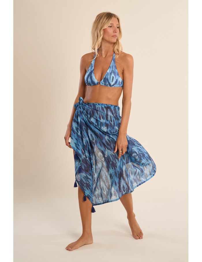 Long sarong in semi-transparency