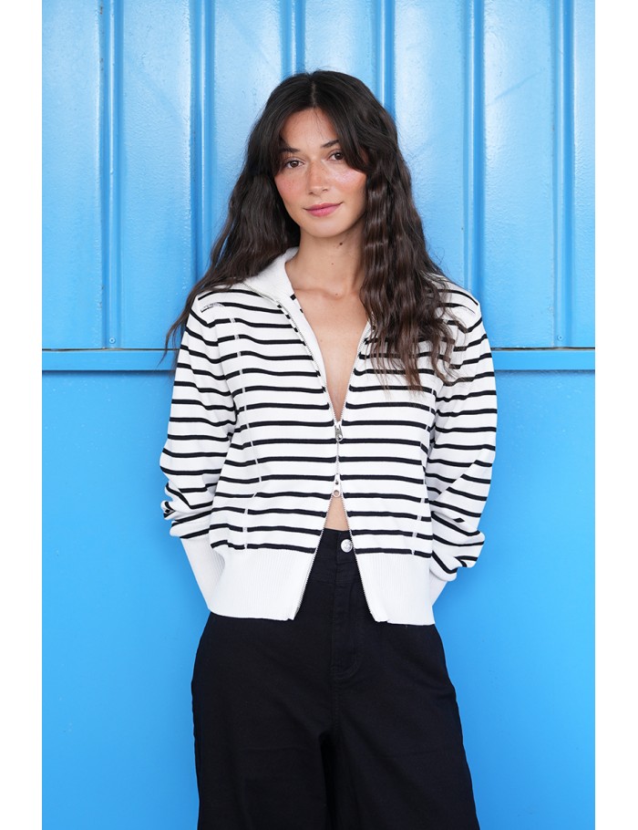 Chaqueta de mujer de manga larga, con estampado.