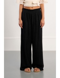 Pantalón de mujer largo, acanalado.