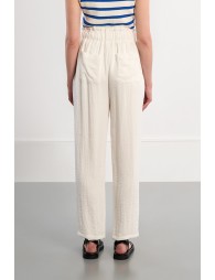 Pantalon blanc, droit