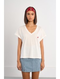 T-shirt basique avec broderies cœurs