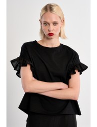 Camiseta de mujer de manga corta, con volantes.