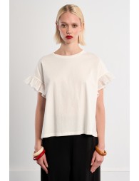 Camiseta de mujer de manga corta, con volantes.