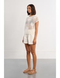 Fine knit top with floral details