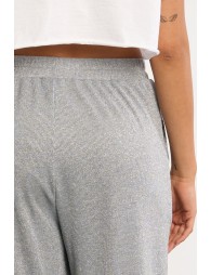 Pantalón de mujer largo, de chandal.