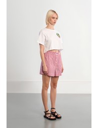 Short de mujer corto, estampado rayas.