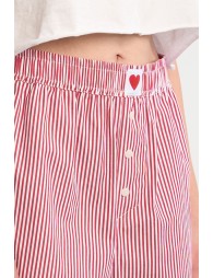 Short de mujer corto, estampado rayas.