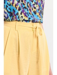 Pantalón de mujer largo, vaporoso.