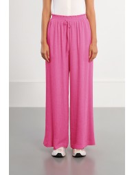 Pantalón de mujer largo, vaporoso.