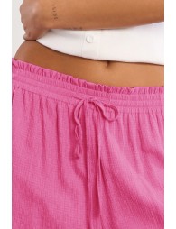 Pantalón de mujer largo, vaporoso.