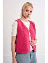 Short sleeveless jacket