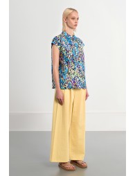 Cropped blouse with animal print