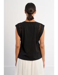 T-shirt with openwork sleeves