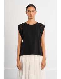 T-shirt aux manches ajourées
