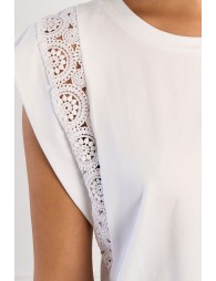 T-shirt with openwork sleeves