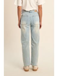 Pantalón vaquero estilo ¨mom¨