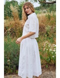 Jupe mi-longue en coton, broderies ajourées