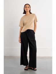 Basic casual T-shirt