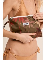Bolso de mujer de mano, con estampado.